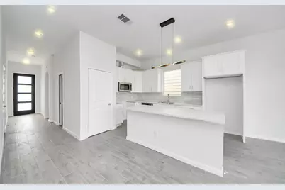 7902 Parnell Street #A, Houston, TX 77051 - Photo 6