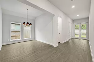 949 Cortez Creek Dr, Conroe, TX 77304 - Photo 14