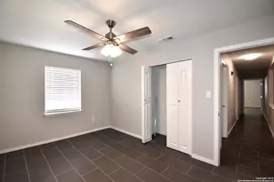 4915 Fridell St, San Antonio, TX 78237 - Photo 10