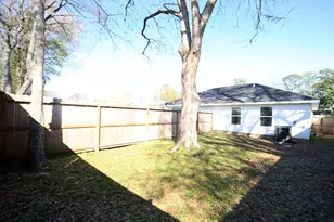 6709 Greenhurst St, Houston, TX 77091 - Photo 8