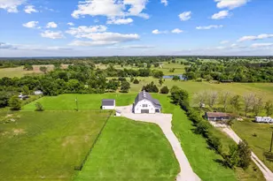 12162 Wyatt Rd, Montgomery, TX 77356 - Photo 2