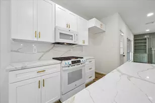 2001 Tipperary Dr, Deer Park, TX 77536 - Photo 6