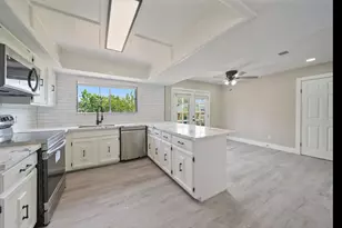 5418 Rock Springs Dr, La Porte, TX 77571 - Photo 2