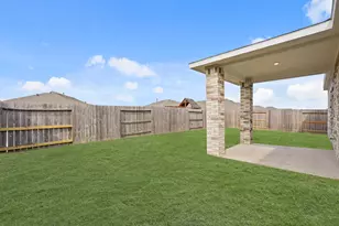 2401 Village Azalea Dr, La Marque, TX 77568 - Photo 22