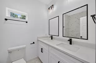 8210 Sterlingshire St, Houston, TX 77078 - Photo 26