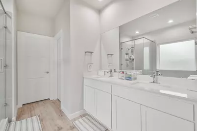 14226 Lake Lodge Drive, Conroe, TX 77384 - Photo 18