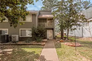 208 Waters, Huntsville, TX 77340 - Photo 42