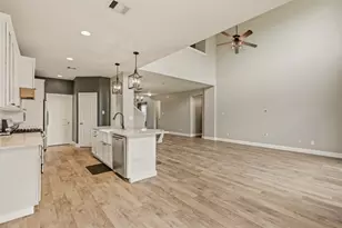 14127 Austin Hollow Ct, Houston, TX 77044 - Photo 18