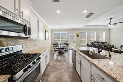 6548 Dream Catcher Lane, Dickinson, TX 77539 - Photo 10