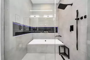 2211 Staples St, Houston, TX 77026 - Photo 12