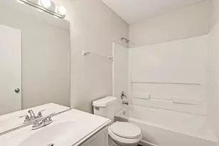 827 Grand Plains Dr, Houston, TX 77090 - Photo 22