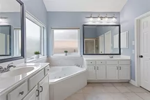 430 Overlook Dr, Friendswood, TX 77546 - Photo 16