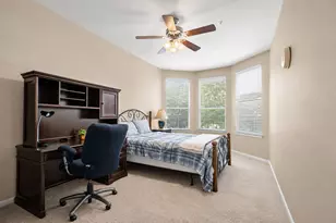 7575 Kirby Dr, Houston, TX 77030 - Photo 30