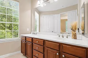 7575 Kirby Dr, Houston, TX 77030 - Photo 26