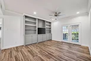 11711 Memorial Dr, Houston, TX 77024 - Photo 4