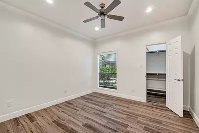 11711 Memorial Drive #649, Houston, TX 77024 - Photo 26