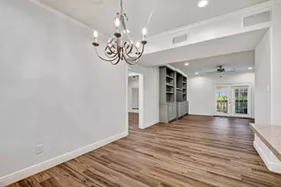 11711 Memorial Dr, Houston, TX 77024 - Photo 12