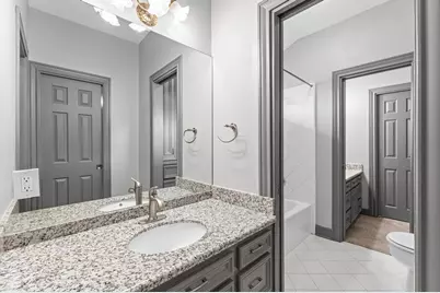 8122 Meadow Crest Street, Houston, TX 77071 - Photo 20