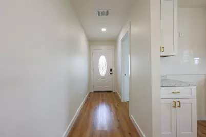 228 5914-10, Cleveland, TX 77327 - Photo 4