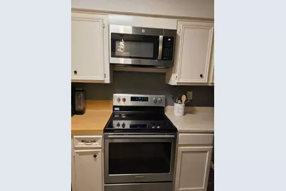 3131 Southwest Frwy Freeway #B17, Houston, TX 77098 - Photo 6