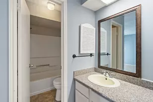 6930 Maple Fox Dr, Humble, TX 77338 - Photo 14