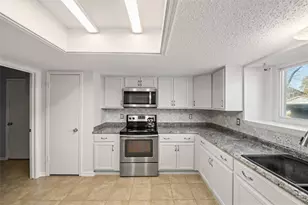 6930 Maple Fox Dr, Humble, TX 77338 - Photo 6