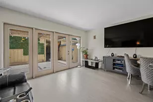 2025 Winrock Blvd, Houston, TX 77057 - Photo 8