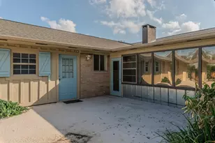 5710 Pickwick Ln, Beaumont, TX 77706 - Photo 50