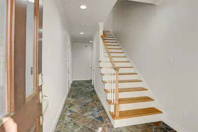 130 Oak Place Drive, Houston, TX 77006 - Photo 4