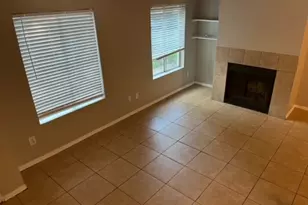 716 Memorial Mews St, Houston, TX 77079 - Photo 2