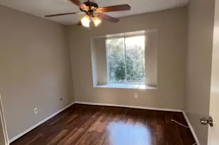 716 Memorial Mews St, Houston, TX 77079 - Photo 8