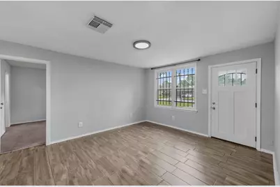 9410 Rosehaven Drive, Houston, TX 77051 - Photo 12