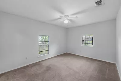 9410 Rosehaven Drive, Houston, TX 77051 - Photo 16