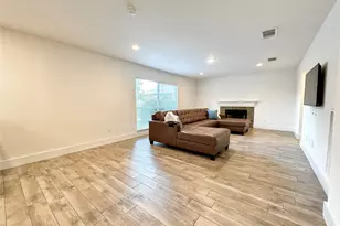 1404 Laguna Cove, Hutto, TX 78634 - Photo 4