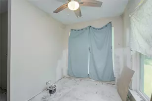 102 S Bow Dr, Jones Creek, TX 77541 - Photo 38