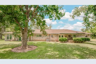 102 S Bow Drive, Jones Creek, TX 77541 - Photo 8