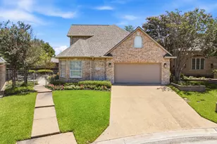 907 Grand Oaks Cir, College Station, TX 77840 - Photo 1