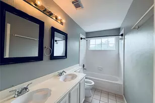 16619 Palisades Point Dr, Houston, TX 77059 - Photo 26