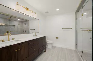 8202 Glencrest St, Houston, TX 77061 - Photo 4