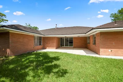 8202 Glencrest Street, Houston, TX 77061 - Photo 12