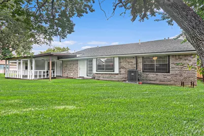 1507 Donovan, Baytown, TX 77520 - Photo 32