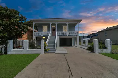 1118 Avenue K, Galveston, TX 77550 - Photo 32