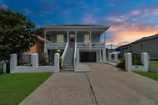 1118 Avenue K, Galveston, TX 77550 - Photo 32