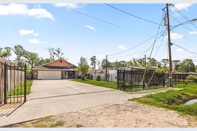 9708 Lockwood Drive, Houston, TX 77016 - Photo 34