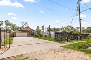 9708 Lockwood Dr, Houston, TX 77016 - Photo 34