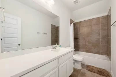 1307 Bowen Drive, League City, TX 77573 - Photo 20