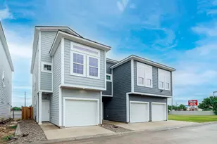 18834 Elegance Ave, Spring, TX 77379 - Photo 2