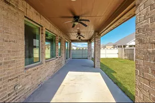 10337 Bayou Oaks Dr, Conroe, TX 77385 - Photo 42