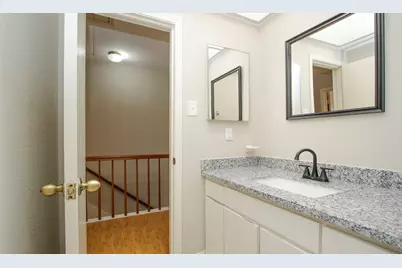 9656 Westview Drive #8, Houston, TX 77055 - Photo 24