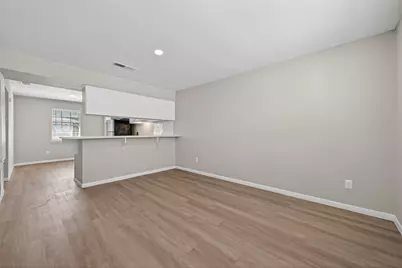 427 Hollyvale Drive #12, Houston, TX 77060 - Photo 8